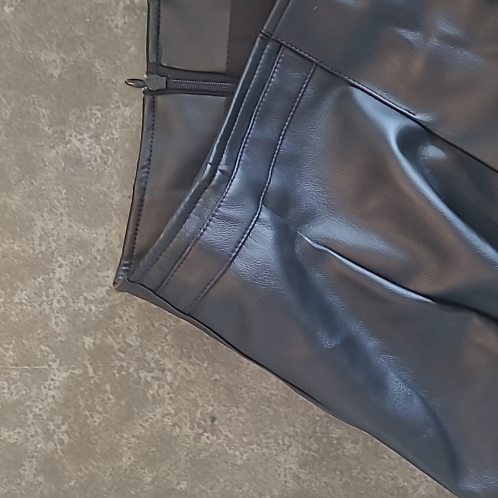 NWT URBAN REVIVO FAUX LEATHER A LINE SKIRT - Picture 10 of 10